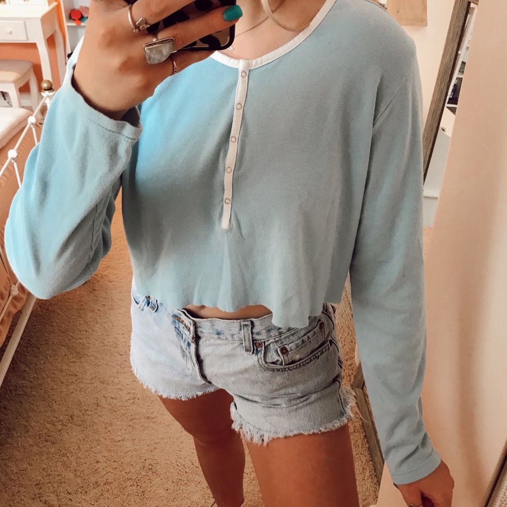 baby blue top